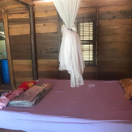 Naks Shack Hostel Koh Ta Kiev Exterior photo